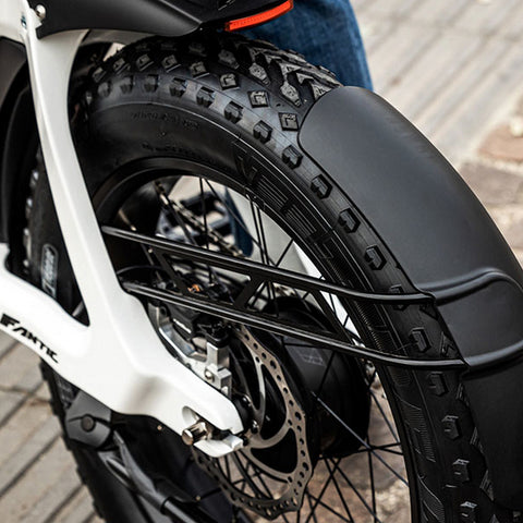 Image of Fantic Issimo Fun, 36V, 630Wh, Motor Central 250W, Bicicleta Eléctrica FAT