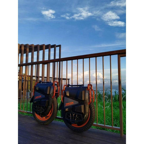 Image of InMotion Challenger (V13), Monociclo